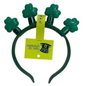 St Patrick’s Day Women’s Green Light Up Clover Headband